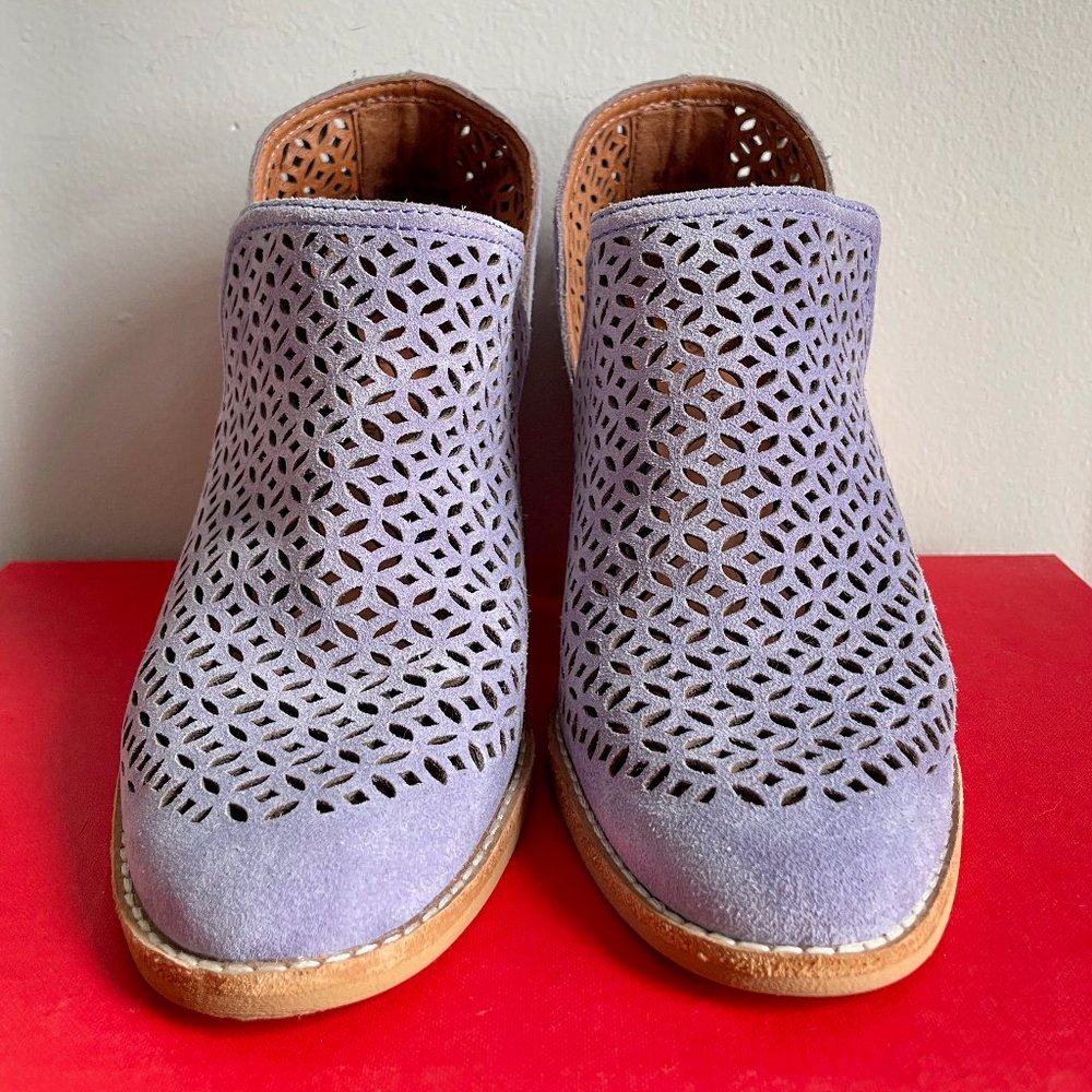 Jeffrey Campbell Purple Suede Rosalee Cut-Out Ankle Booties - 6.5 - Mint!
